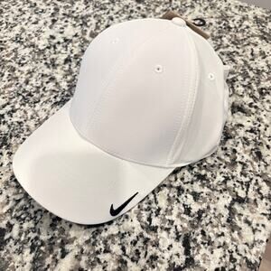 Nike Dri-Fit Golf Cap NWT